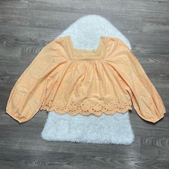 Universal Thread Peach Square Neck Top Blouse Size M Puff Sleeve Embroidered - Picture 2 of 9